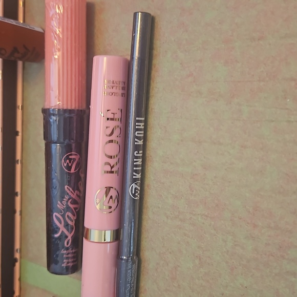 Makeup set - Picture 2 of 11